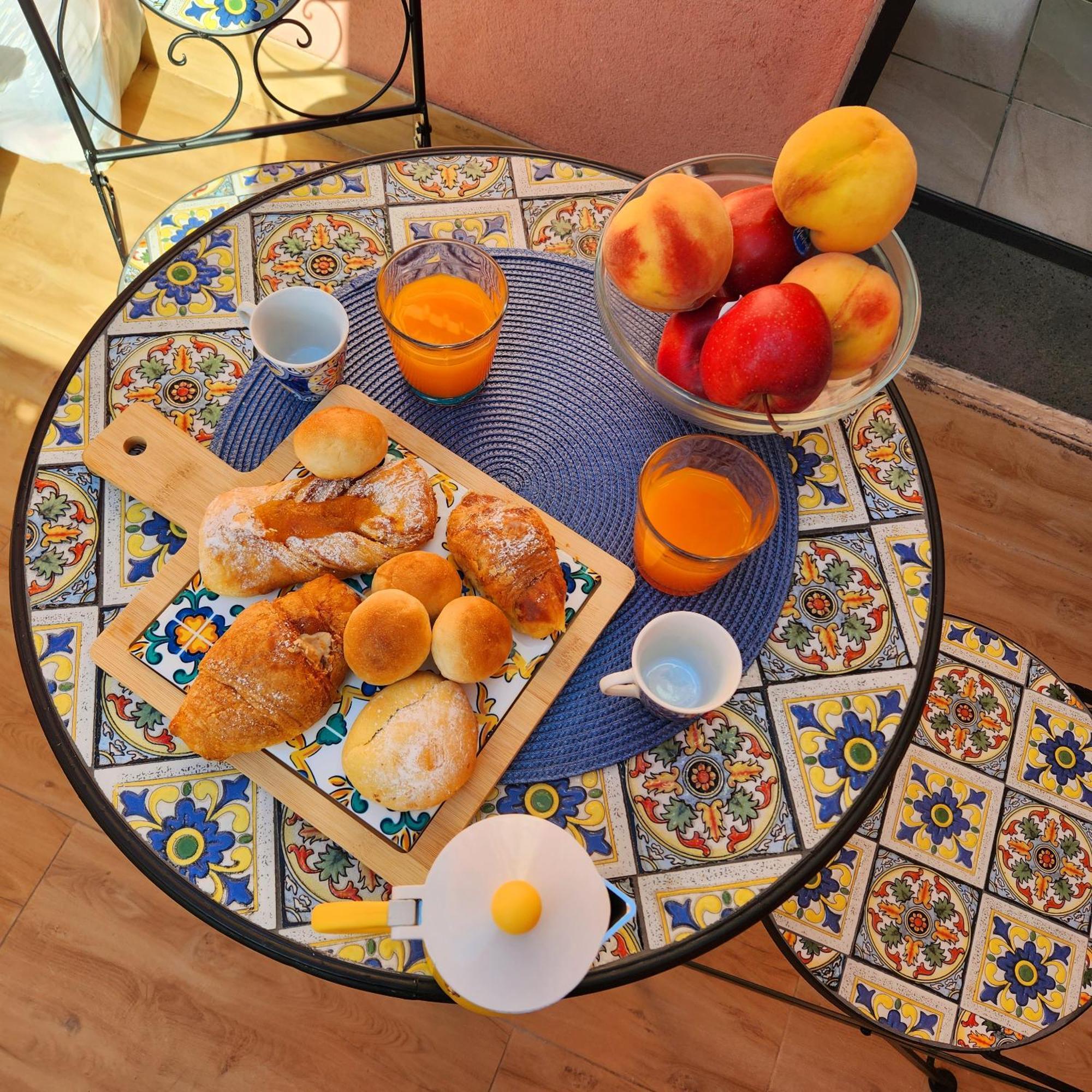 Laurini 21 Apartment كاتانيا المظهر الخارجي الصورة